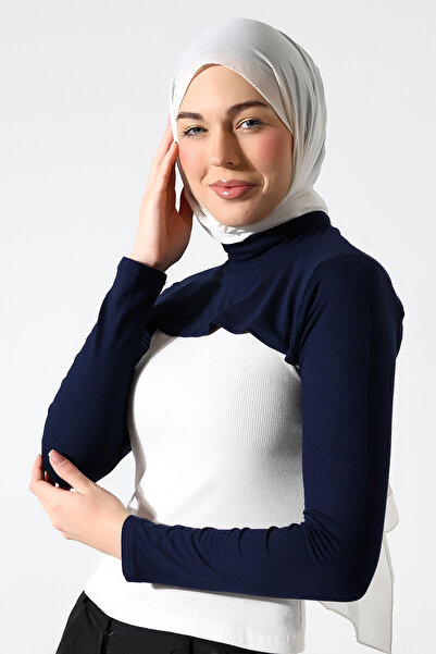 ihvan online Μανίκια με λαιμόκοψη με λαιμόκοψη σε μπλε ναυτικό