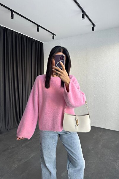 Piedra Women's Crew Neck Wide Sleeve Soft Bearded Sweater