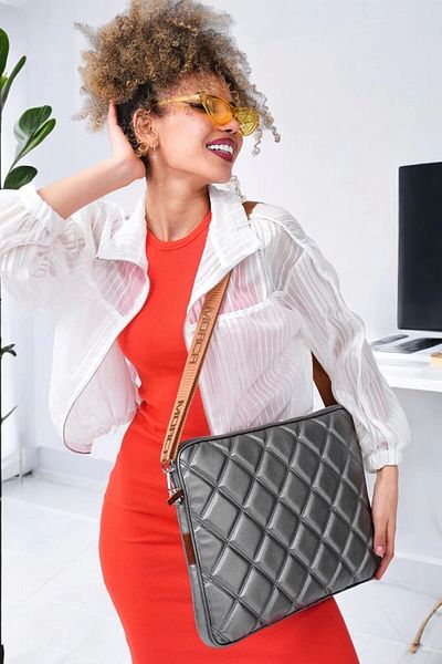 TB Terzi Bey غطاء كمبيوتر محمول مبطن مقاس 15 بوصة و16 بوصة - تصميم بوصة