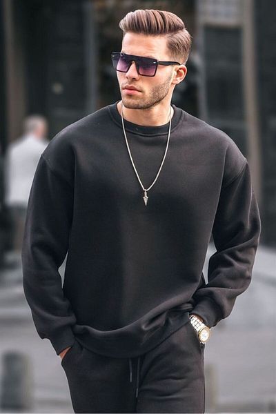New Shine Черен суичър с кръгла яка