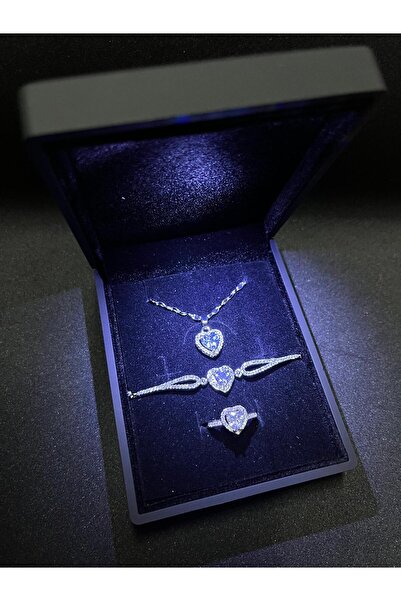 Sepetten Eve Işıklı Kutuda 01 Kolye Bileklik Ve Kalpli Yüzük Zirkon Taşlı Set Yılbaşı Hediyesi 14 Şubat Sevgili