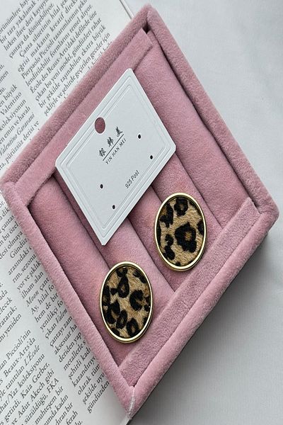 DEMOKAN Women's Earrings Vip Series Imported Zircon Leopard Pattern Round Model Anti-Tarnish Earrings