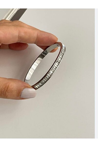 Çelik Çelik Üzeri Kare Sıra Taşlı Kelepçe Bileklik Gümüş Renk