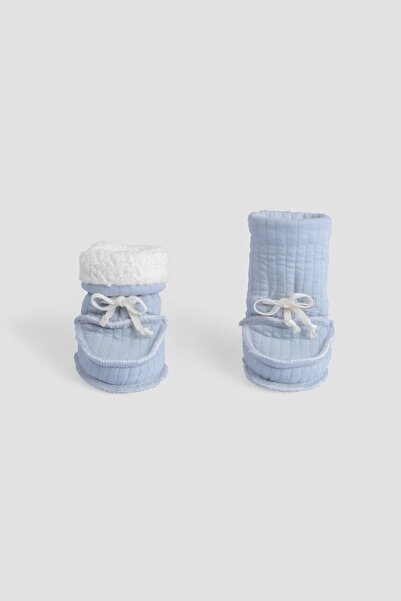 Little Gusto Wellsoft Quilted Blue Baby Booties