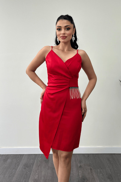 giyimmasalı Saten Kumaş Boncuk Detaylı Elbise - KIRMIZI