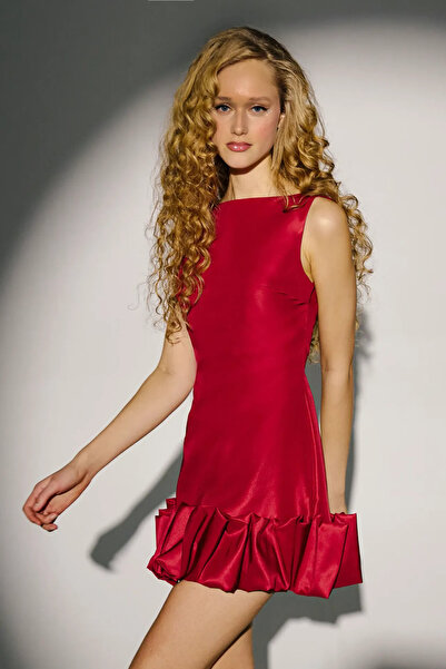 Hiccup Μίνι φόρεμα με μπαλόνι φούστα με ανοιχτή πλάτη Bodycon