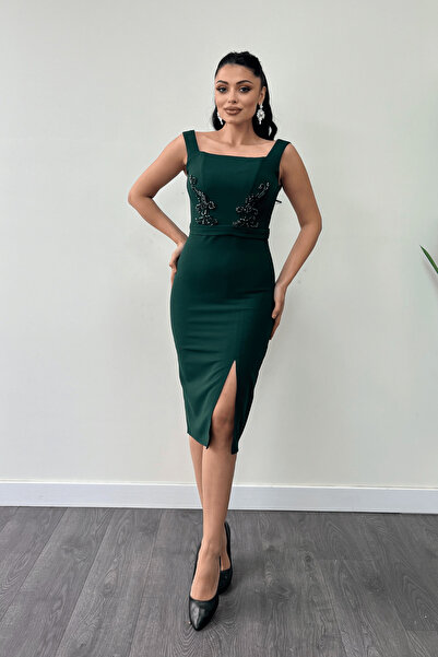 giyimmasalı Rochie creion cu mărgele din țesătură Atlas - VERDE SMARAL