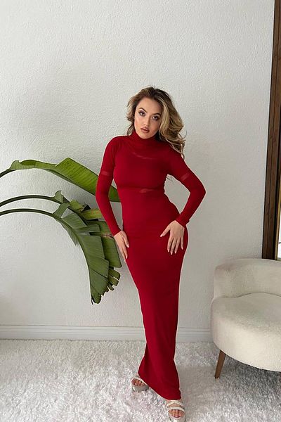 Deafox Rotes, gepolstertes, transparentes Maxikleid aus Sandy-Stoff mit Tülldetail