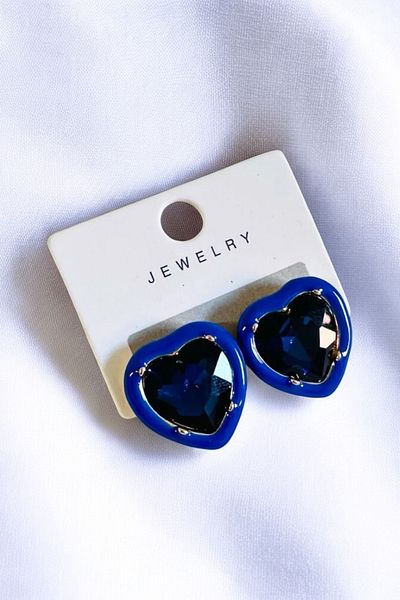 PETEK AKSESUAR Stone Detailed Heart Earrings
