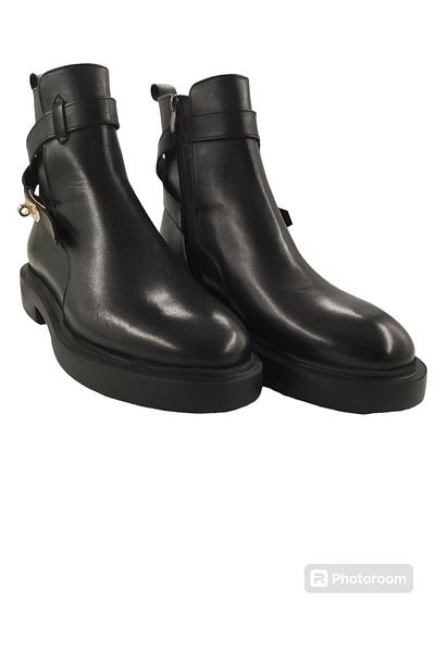Oneka Shoes 124023 H1001 Men's Casual Boots with Lock Buckle
