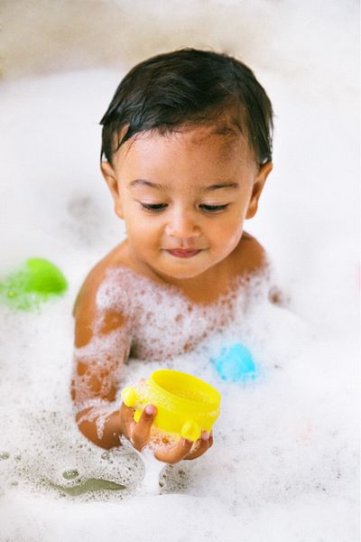 Ubbi UB-10550 Ubbi - Interchangeable Bath Toys Multi