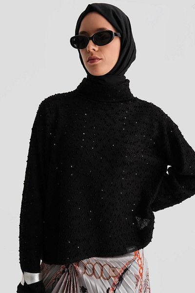 Armine Pulover negru cu paiete - Model 24k3608