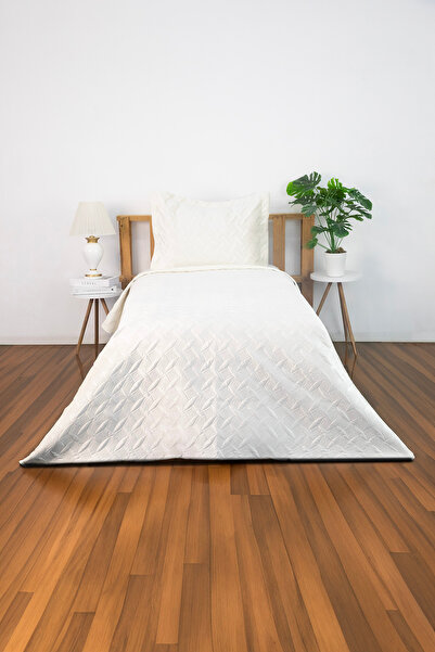 FAVORA Queen Velvet Single Bedspread - Cream