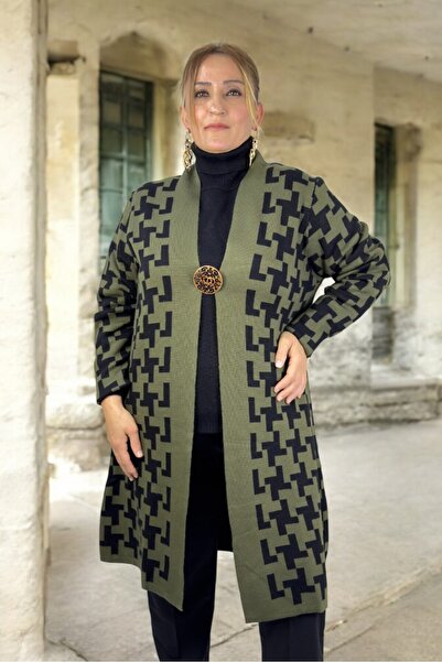 yagmurberen Geometric Patterned Broch Detailed Long Sleeve Shal Collar Large Size Knitting Cardigan