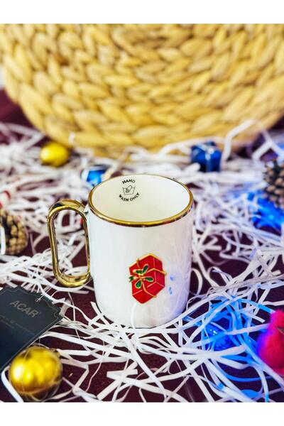 DEKORKMAZ YILBAŞI TEMALI KIRMIZI HEDİYE KUTULU KUPA