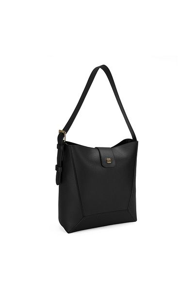 Desa Dianne Black Women's Shoulder Bag