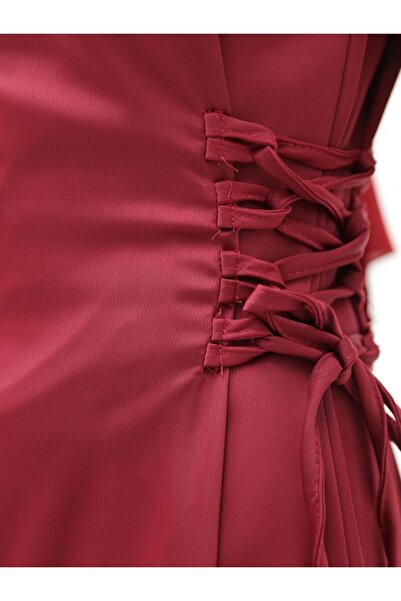 Modamorfo Saténové šaty se zavazováním na bocích a elastickými rukávy - vínové