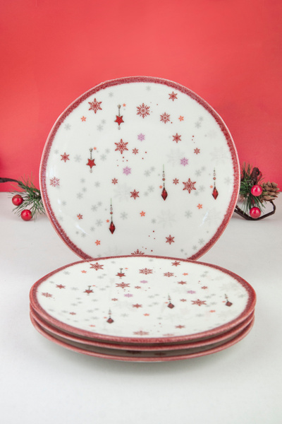 Bursa Porselen Dekor Christmas carol kırmızı kenarlı 4 parça porselen pasta t...