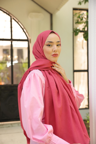 QASSA SHAL G Patterned Shawl - Crocus Model