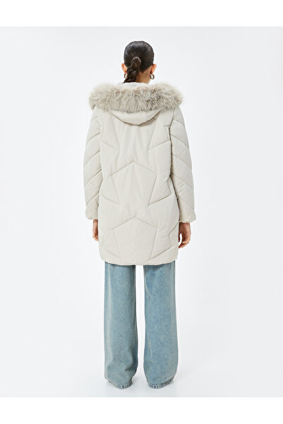 Koton Langer gesteppter Mantel mit Kapuze – Taschen aus Kunstfell