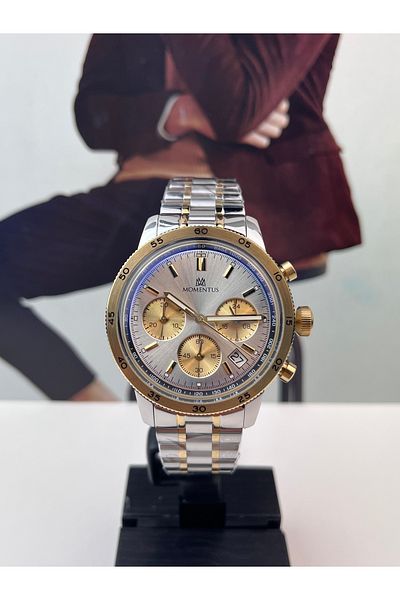 Momentus Gold Toggle Men's Wrist Watch 5 Atm Waterproof