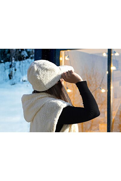 Özgüner Oyuncak Be Stylish While Keeping Warm with Pabtex: Plush Women's Cap Hat