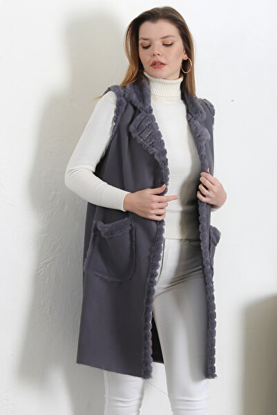 Chiccy Italian Dark Gray Sleeveless Closure-Free Double Pocket Fur Casual Suede Woven Vest