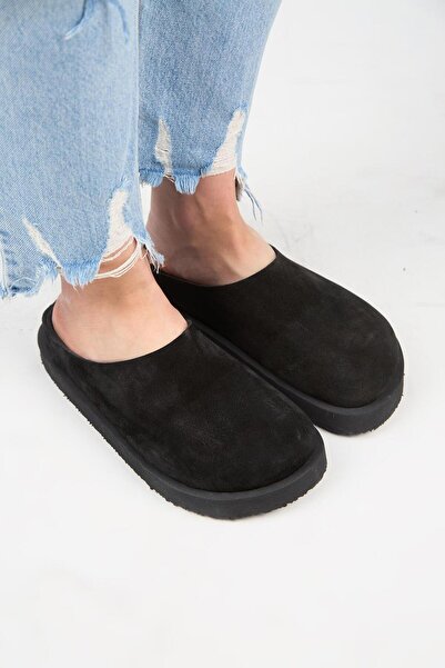 Manijero (Jana) Γυναικείες μαύρες παντόφλες επίπεδη πλατφόρμα από γνήσιο δέρμα