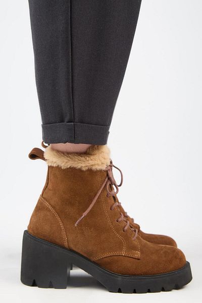 Manijero [Wilma) Women's Genuine Leather Heeled Tan Boots with Fur Inside and Fur Stripe