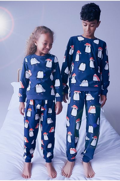 Lolliboomkids Set de pijamale unisex pentru copii, sezon nou, bumbac, culoare albastră, distracție, pinguini, imprimat, cu picioare elastice
