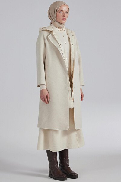 Tuğba Kaz Tüyü Yelekli Yün Kaban - Ekru