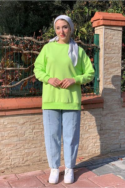 Moda Rosa 25K4437 - Neon Green - Three Thread Raw Basic Sweat