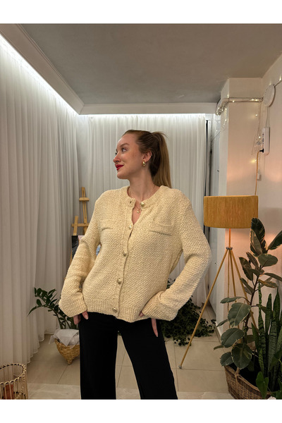 Butik SİMLİ AÇIK BEJ DÜĞMELİ TRİKO HIRKA