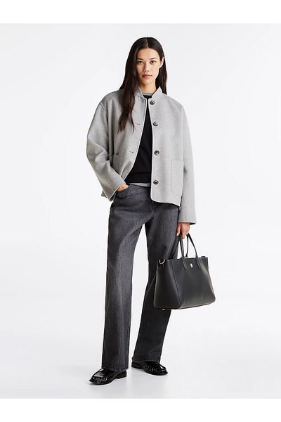 Tommy Hilfiger Black Leather Shoulder Bag - Adjustable Strap & Zipper Aw0Aw17330-Bds
