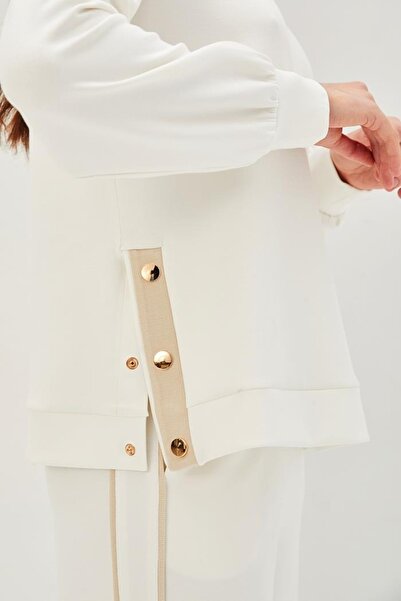 Allyco Crew Neck Comfortable Fit Knitted Sweatshirt with Snap Detail on the Sides