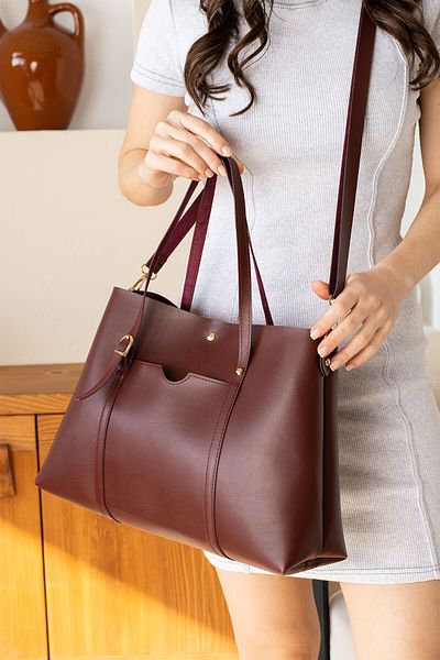 ESTUTE Women's Cross Strap Quality Leather Large Bag