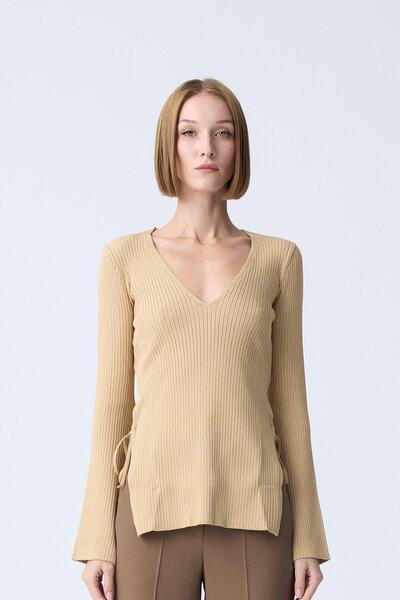 rue Πλεκτή μπλούζα Camel με λεπτομέρεια σχισμής