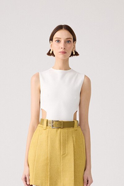 rue Εκρού πλεκτό μπούνιερ με λεπτομέρεια στην πλάτη