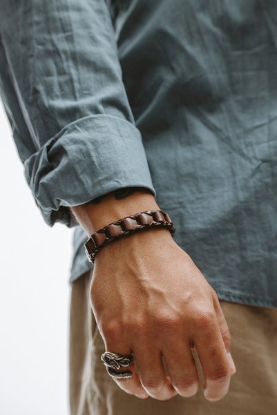 JuraDeri Men's Genuine Leather Bracelet - Tan, Special Weave, Handmade