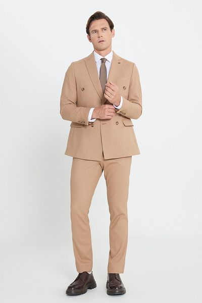 ALTINYILDIZ CLASSICS Men's Camel Color Slim Fit Swallow Collar and Tie-Up Waist Stripe Stretchy Double Breasted Suit