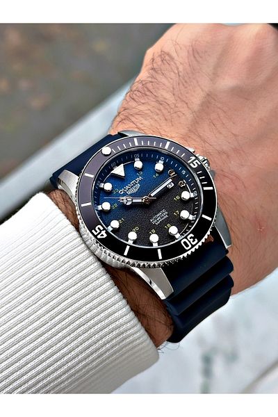 Quantum Men's Watch 1115.399 - Automatic Mechanism, 20 Atm Waterproof, Silicone Cord and Steel Case