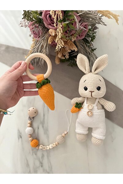 Zey's Amigurumi Amigurumi Havuçlu Tavşan Uyku Arkadaşı Çıngırak Ve Emzik Zinciri