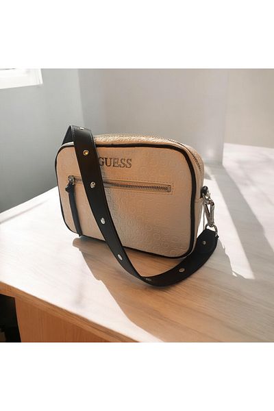 Guess حقيبة كروس تريمور