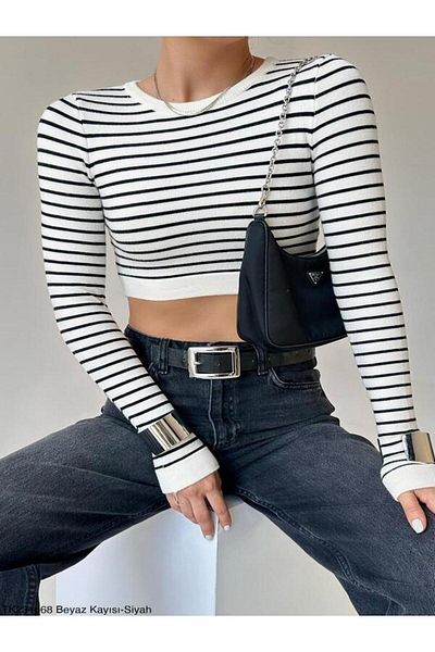 Qu Style Thin Striped Short Sweater