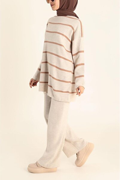 De Pose Σετ πλεκτών ενδυμάτων με ρίγες με χοντρό πλέγμα