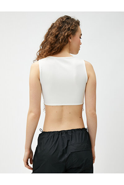 Koton Crop Athlete Dangling Shiny Stone Λεπτομερής λαιμός πληρώματος