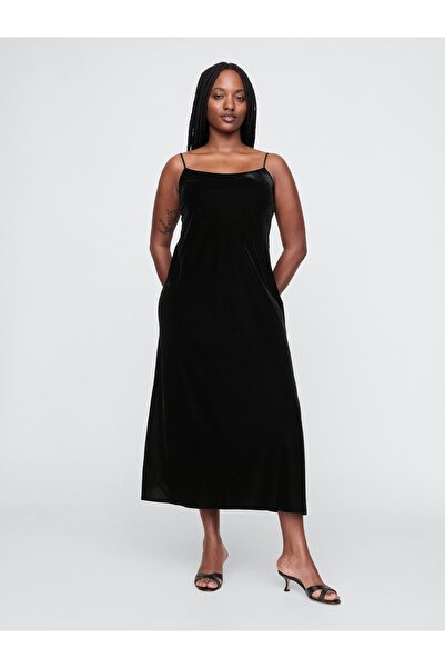 GAP Kadın Siyah Kadife Maxi Slip Elbise
