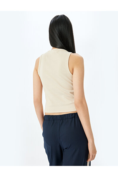 Koton Ärmelloses Slim-Fit-Basic-Damenunterhemd mit Rundhalsausschnitt