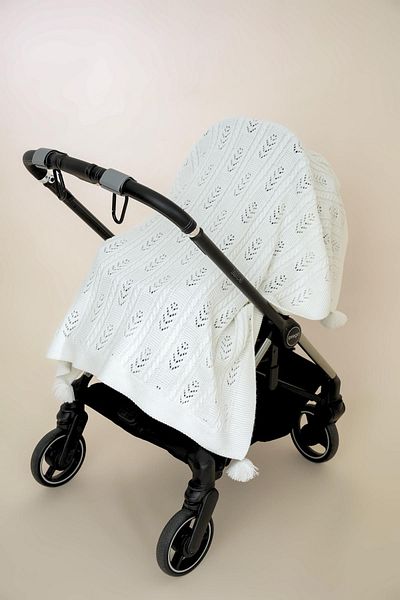 CHUBA Children's Knitted Patterned Pompom Knitwear Blanket (80Cmx100Cm) Ecru Chkids201