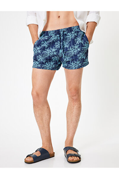 Koton Oversize Deniz Şortu Kısa Palmiye Desenli Beli Bağcıklı